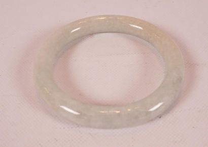 BRACELET JONC EN JADE D: 7.5CM - 3