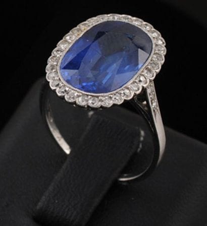Bague en platine de style Pompadour ornée...