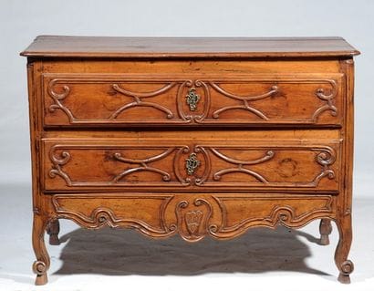 COMMODE d'époque Louis XV, elle ouvre par...