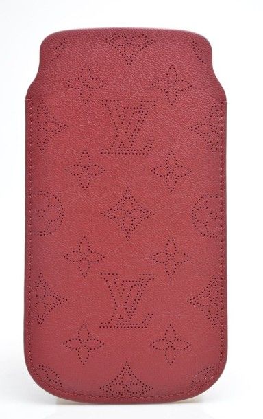 LOUIS VUITTON Étui Iphone 6 en cuir Monogram...