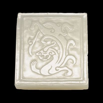 ANTIQUE SCULPTURE PENDENTIF EN JADE DIT «...