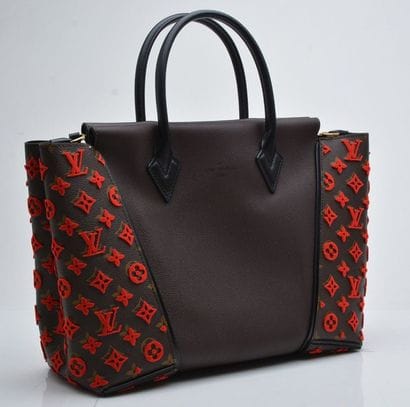 LOUIS VUITTON PARIS - EDITION SPECIALE
LOUIS...