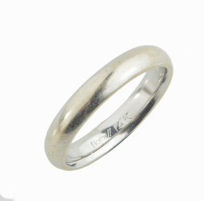 OR 14K
Alliance en or blanc 14K. Poids 4.2g.
14K...