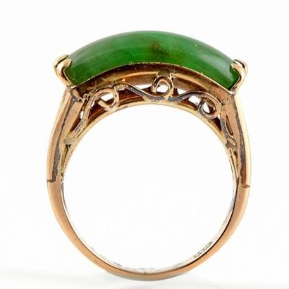 14K ET JADE
Bague en or jaune 14K sertie...