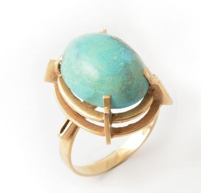 OR 18K
Bague en or jaune 18K sertie d'un...