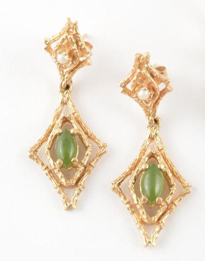 OR 14K *Paire de pendants d'oreilles en or...