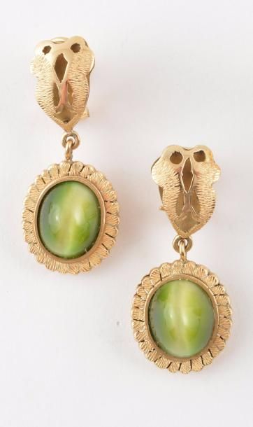 OR 14K *Paire de pendants d'oreilles en or...