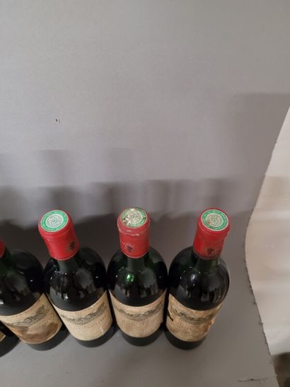 7 blles Ch. CALON SEGUR Saint-Estèphe 19...