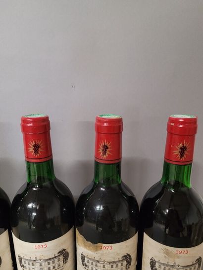 12 blles Ch. LIVERSAN Haut-Médoc 1973