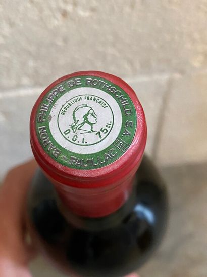 1 blle Ch. BARONNE PHILIPPE - Pauillac 1981...