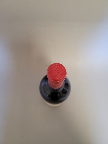 1 blle Ch. CHEVAL BLANC Saint-Emilion 1992...
