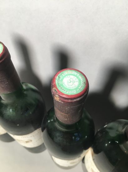 13 blles Ch. MARGAUX Margaux 1972 - 7 mi-épaule...