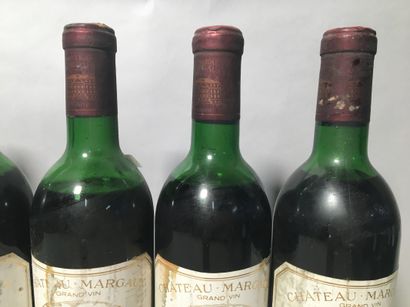13 blles Ch. MARGAUX Margaux 1972 - 7 mi-épaule...