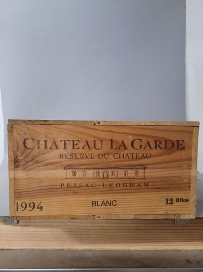 12 blles Ch. LA GARDE (blanc) Pessac-Léognan...