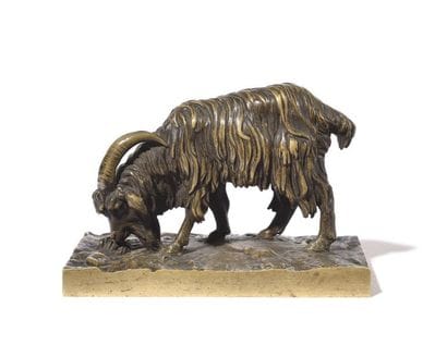 Chèvre ou Bouc broutant Épreuve en bronze...