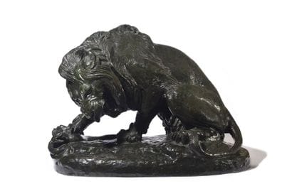 Le lion au serpent Épreuve en bronze patiné,...