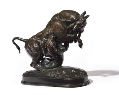 Taureau attaqué par un tigre Épreuve en bronze...