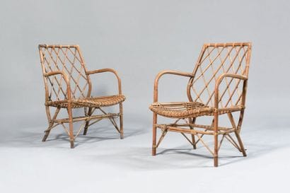 TRAVAIL DES ANNEES 1970 Paire de fauteuils...