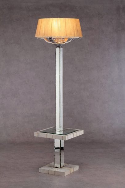TRAVAIL DE STYLE ART DECO Lampadaire à fut...