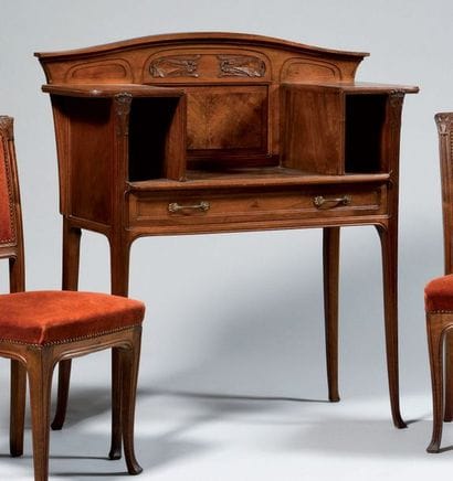 GEORGES NOWAK (XIXe-XXe) Petit meuble de...