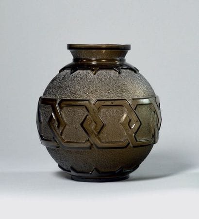 DAUM NANCY FRANCE Grand vase globulaire en...