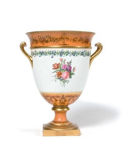 MANUFACTURE DE SEVRES Vase glacière en porcelaine...