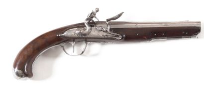 Belle paire de pistolets à silex d’officier....