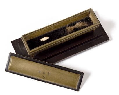 Le Roi Louis XVI. Emouvante relique et souvenirs...