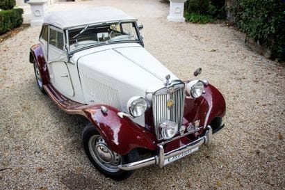 1952
Numéro de série XPAGTD22893

Conduite...