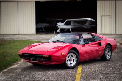 1981FERRARI 308 GTSI
Numéro de série ZFFAA02A5B0034771

Peinture...