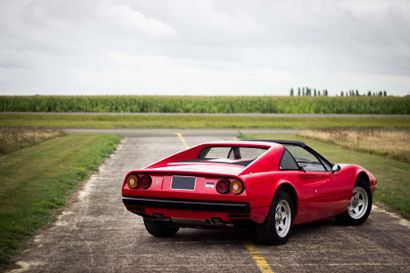 1981FERRARI 308 GTSI
Numéro de série ZFFAA02A5B0034771

Peinture...
