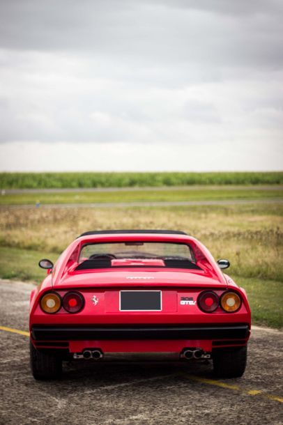 1981FERRARI 308 GTSI
Numéro de série ZFFAA02A5B0034771

Peinture...