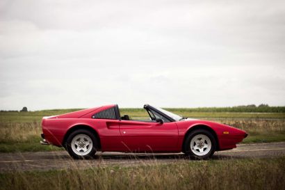 1981FERRARI 308 GTSI
Numéro de série ZFFAA02A5B0034771

Peinture...