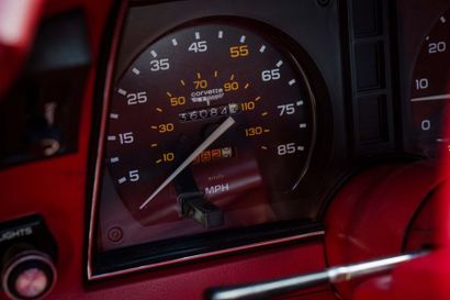 1979
Numéro de série 1Z8789S453360

Voiture...