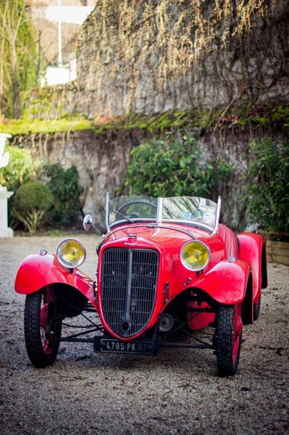 1934 DARMONT V Junior
Serial number 1576

Rare...