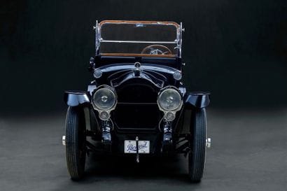 1917 PACKARD Twin-Six V12
Runabout body 

Serial...