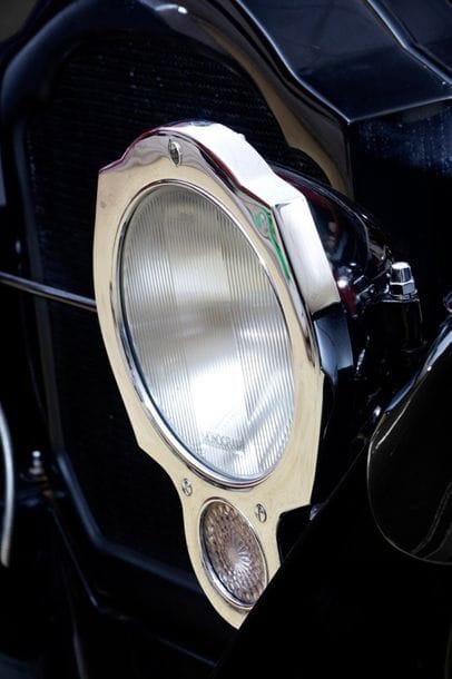 1917 PACKARD Twin-Six V12
Runabout body 

Serial...