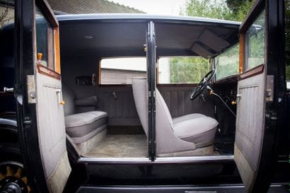 1930 PACKARD 745 Deluxe Eight Club Sedan
Body:...