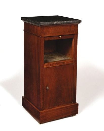 Quadrangular shaped somno in mahogany veneer...