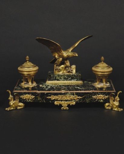 Important desk INK in green marble and gilt...