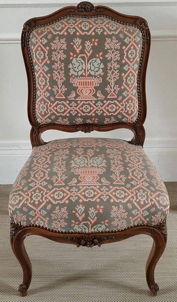 PAIRE DE FAUTEUILS et PAIRE DE CHAISES en...