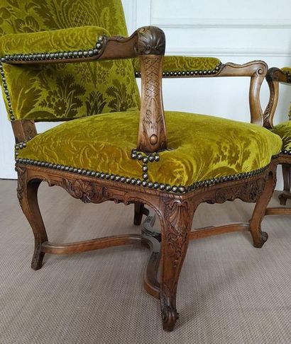 PAIR OF HIGH-BACK FALLS in natural wood moulded...