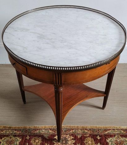 Large mahogany veneer BOUILLOTTE TABLE opening...