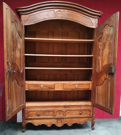 Beautiful BRESSANE CABINET in moulded and...