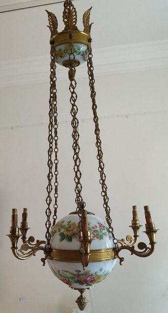 Gilt bronze chandelier with six moving light...