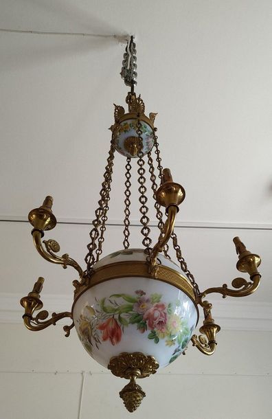 Gilt bronze chandelier with six moving light...