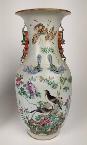 CHINA Two pair of baluster-shaped vases made...