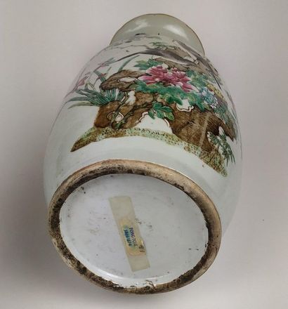 CHINA Two pair of baluster-shaped vases made...