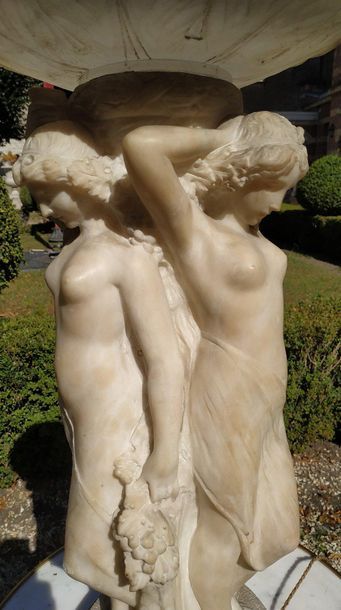 GROUP in alabaster carved with decoration...
