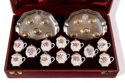 ROYAL FAMILY OF DENMARK Rare gift box containing...